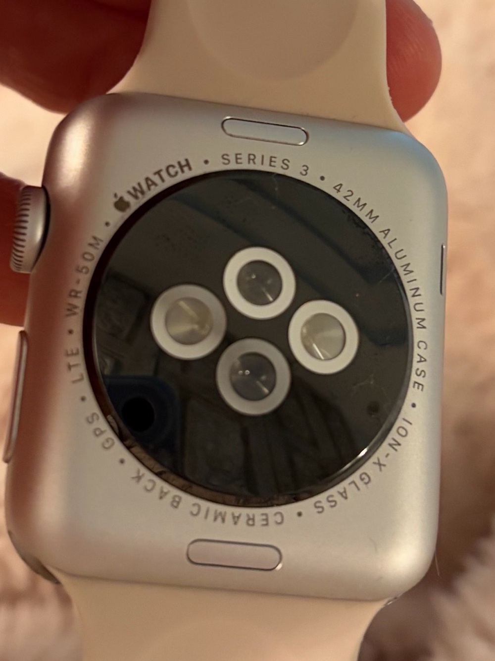 Apple Watch Series 3, 42mm Silver Aluminum Case.
